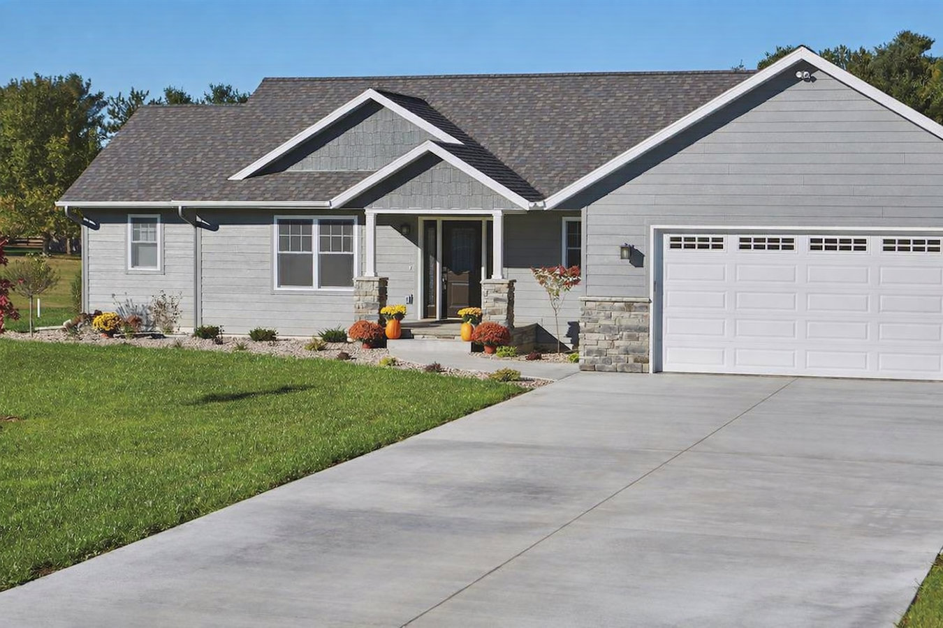 Concrete driveway building